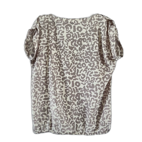 Loft Cream And Greig Leopard Print Elastic Bottom Short Sleeve Blouse Size M - Picture 3 of 10